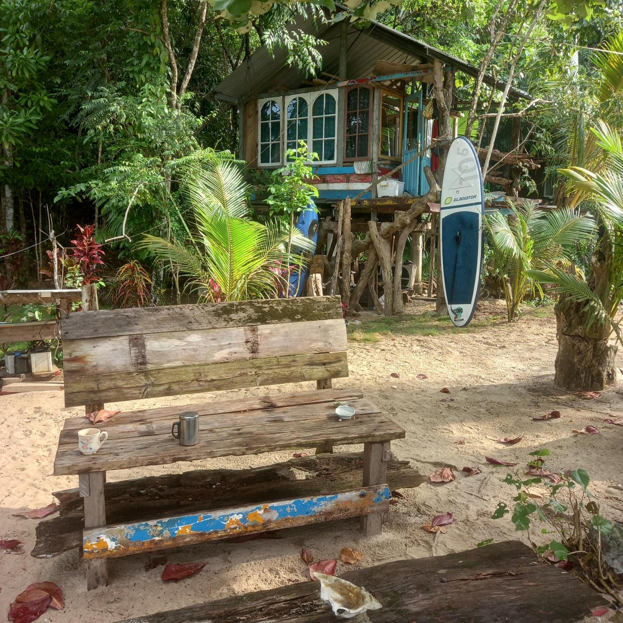 Sumatra Ecolodge Sungaipisang Zimmer foto